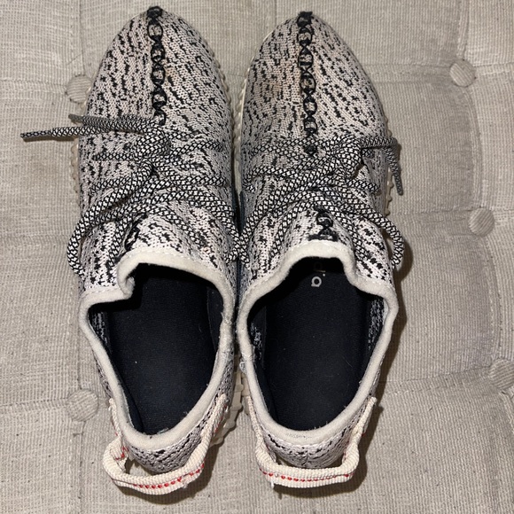 Yeezy boost 350 turtledove (2015) main image 5